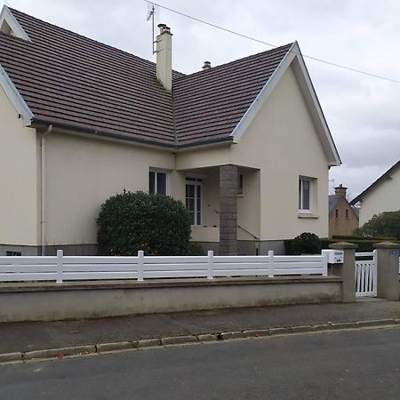 Entre Mer Et Bocage Coutances Exteriör bild